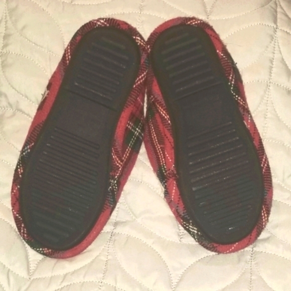 MAMA Bear Dearfoams plaid slippers - Picture 5 of 7